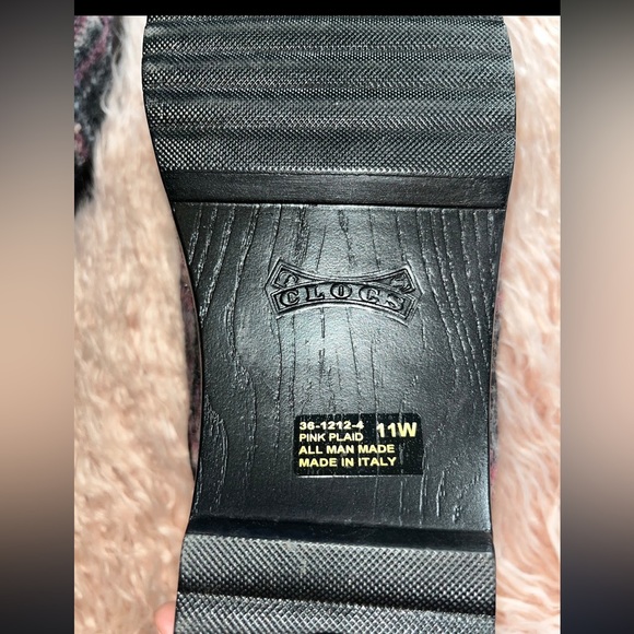 CLOCS PINK PLAID SLIP ON CLOGS SIZE 11 W MADE IN ITALY - Picture 7 of 10